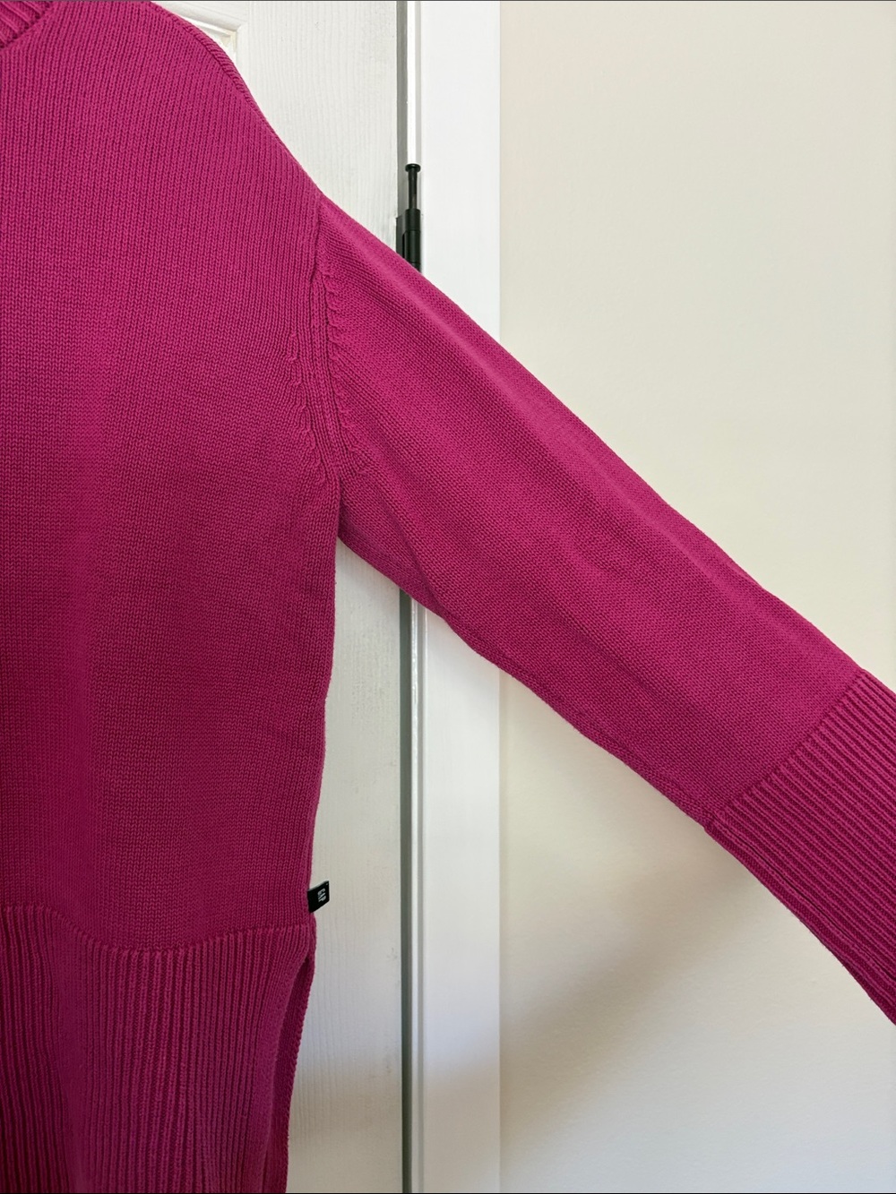 GAP Crewneck Sweater - Picture 5 of 10